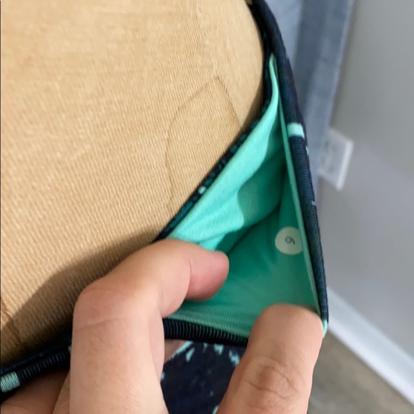 lululemon Wunder Under Crops - Picture 4 of 10